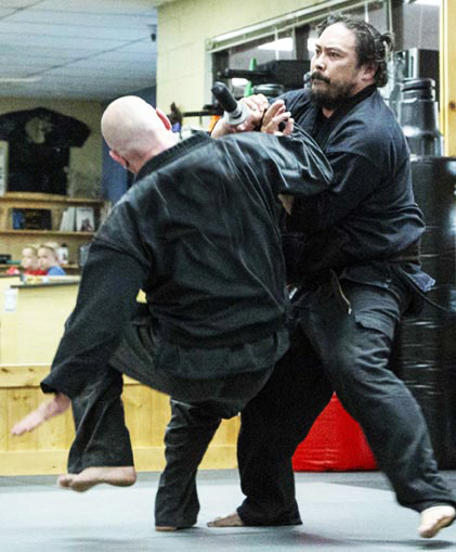 weapons defense, weapons self defense, knife self defense, self defense, martial arts